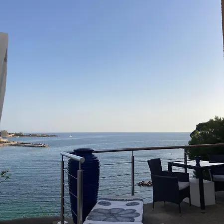 Les Algues, Les Pieds Dans L'eau Sur La De Renecros