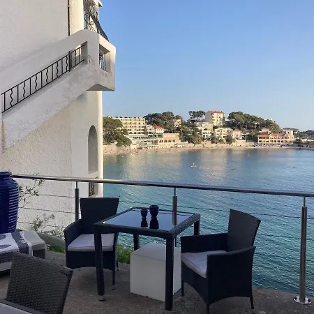 Les Algues, Les Pieds Dans L'eau Sur La De Renecros Βίλα Bandol