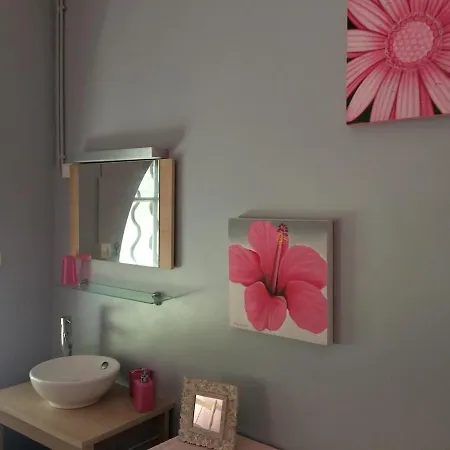 Les Algues, Les Pieds Dans L'eau Sur La De Renecros בנדול